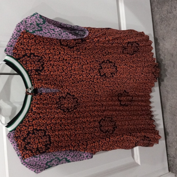 Shirt - Picture 2 of 2